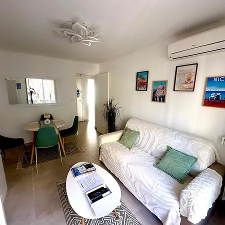 Maginifique T2 Au Coeur D Avec Parking Antibes